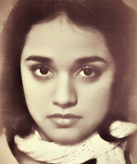 Summer Bishil nudes model picture