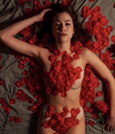 kittykatbabe1999 model high quality pics