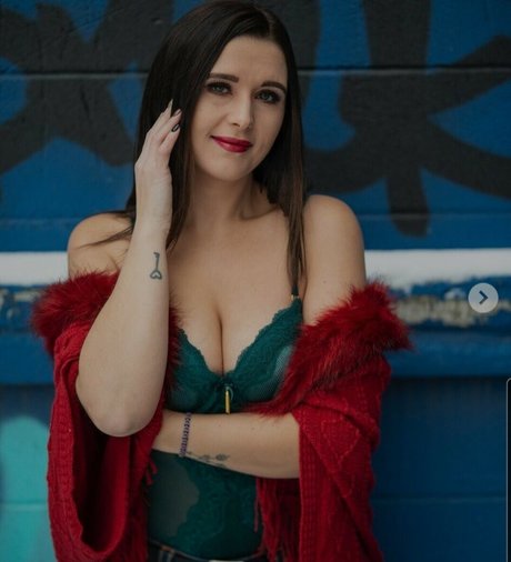 hairy armpits onlyfans hot nude gallery