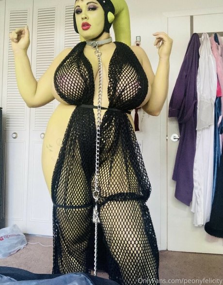 Peony Felicity porn star img