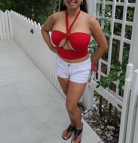 Hot Jade beautiful actress image