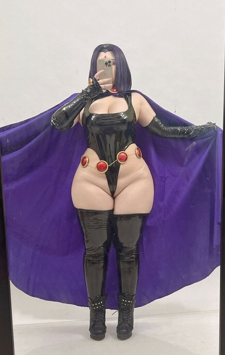 uyuy 2907 nude actress pictures