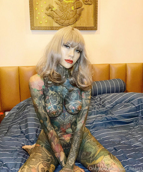 Sour heart1 high quality actress pics