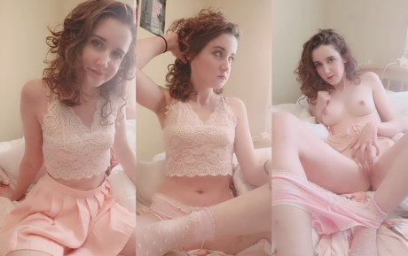 Sweetpetites nude pornstar photo