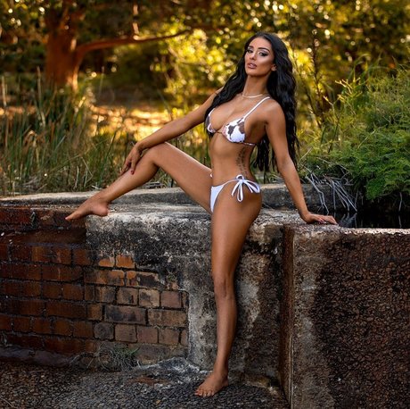 Cassandra Ford hd actress image