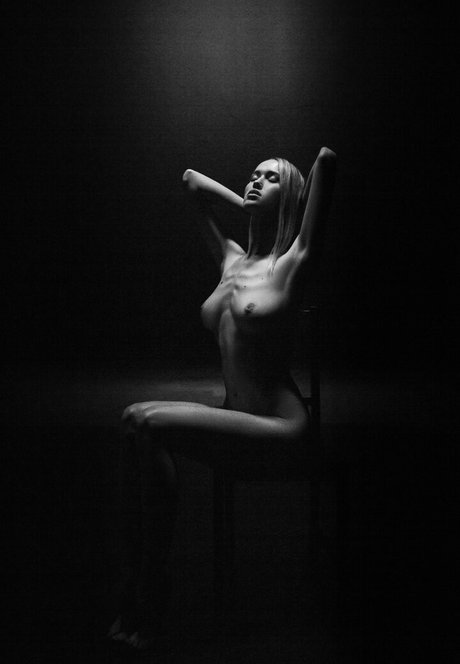 Lolly Bella_ erotic pornstar gallery