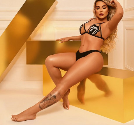 Deolane Kevin Viuva star beautiful image