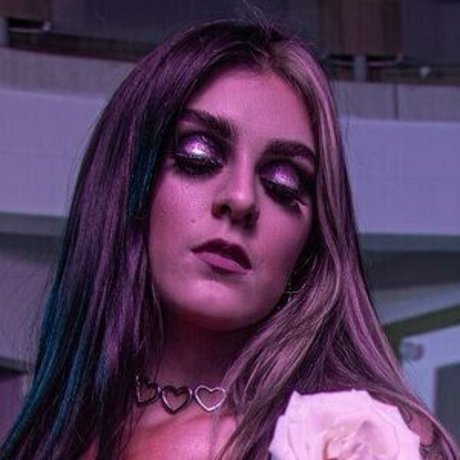 Lissana Scott sexy actress pic