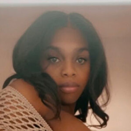 Bri Woods model pornographic pictures