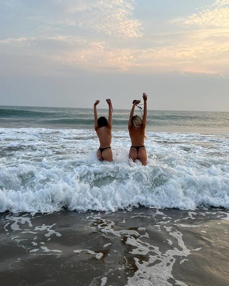 big tits strip onlyfans top pic