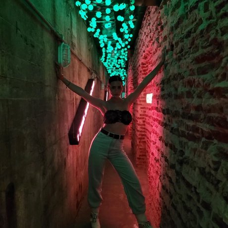 shemale handjob onlyfans sexy nudes images