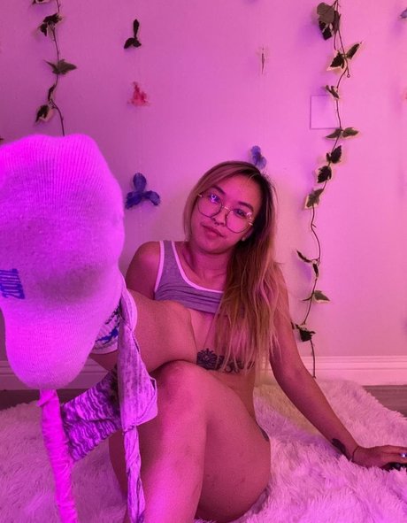 luvusweetpeaa pornstar high quality galleries