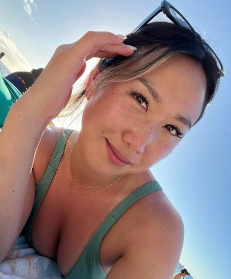 thesharonkim beautiful pornstar pic