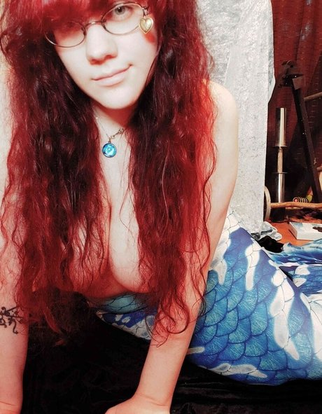 Mermaid Lunette exclusive pornstar pics
