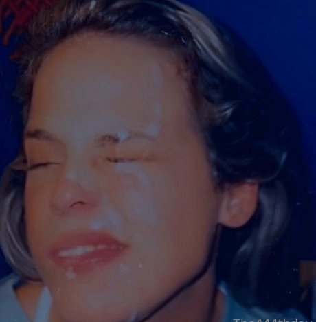 sun0fsam nude star picture