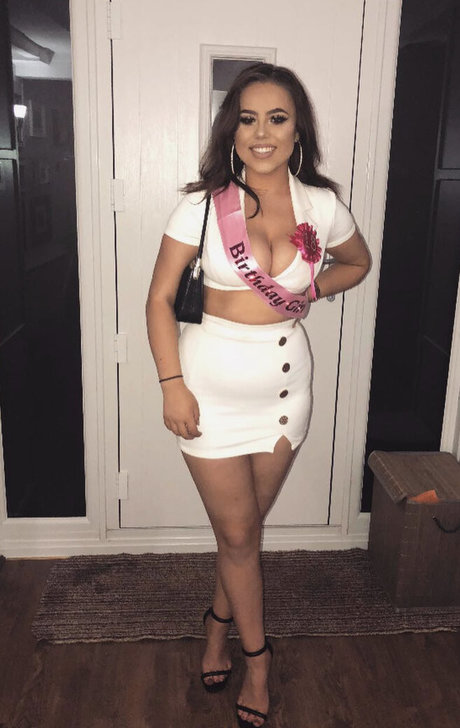 Emma Willis hot actress img