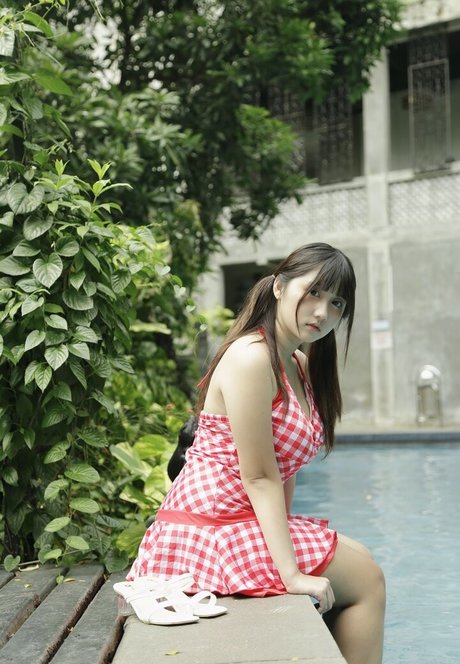 Dea Marella sexy model photos