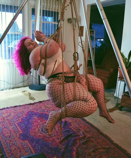 mirror onlyfans porno images