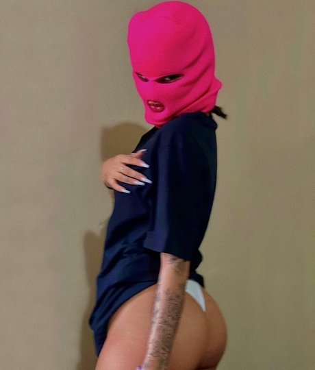 Mah Tavares porn model pics