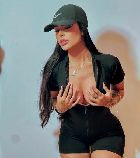 Mah Tavares high quality actress archive