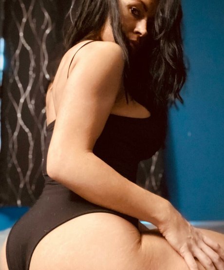 RiahJade exclusive star img