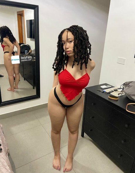 ashleyrojas1 sexy actress image