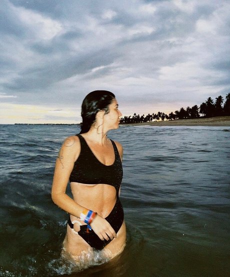 Fernanda Catania model hd pic