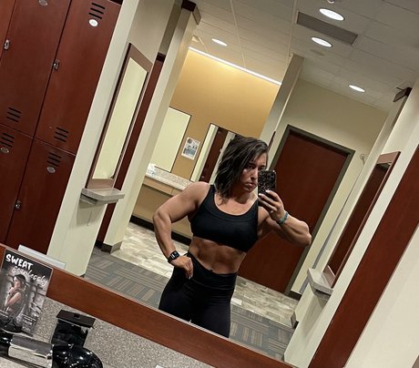 thick latina milf onlyfans beautiful photos