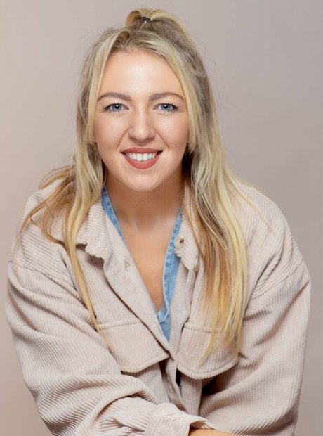 Maddy Smedley erotic actress photos