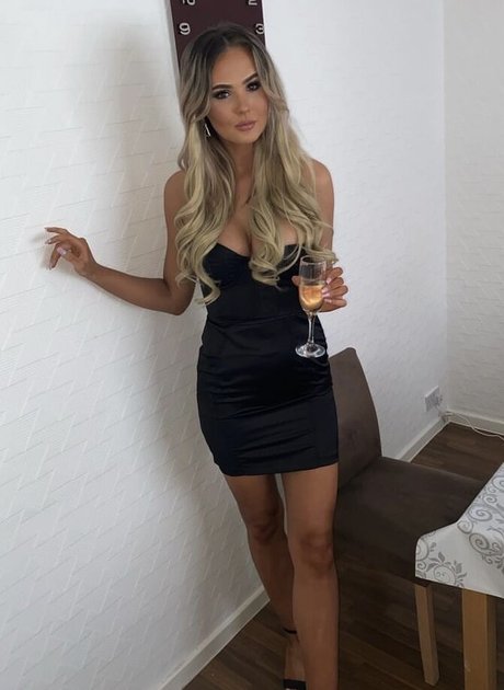 Sophie Campbell model nudes galleries