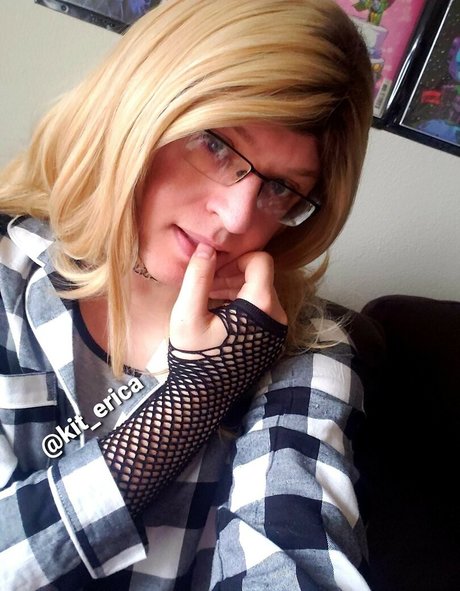 ericakitoo model adult galleries