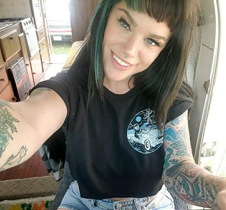 hookedondonyx best actress pic