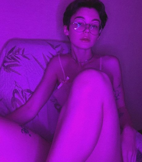 fluffyfulafel pretty star image