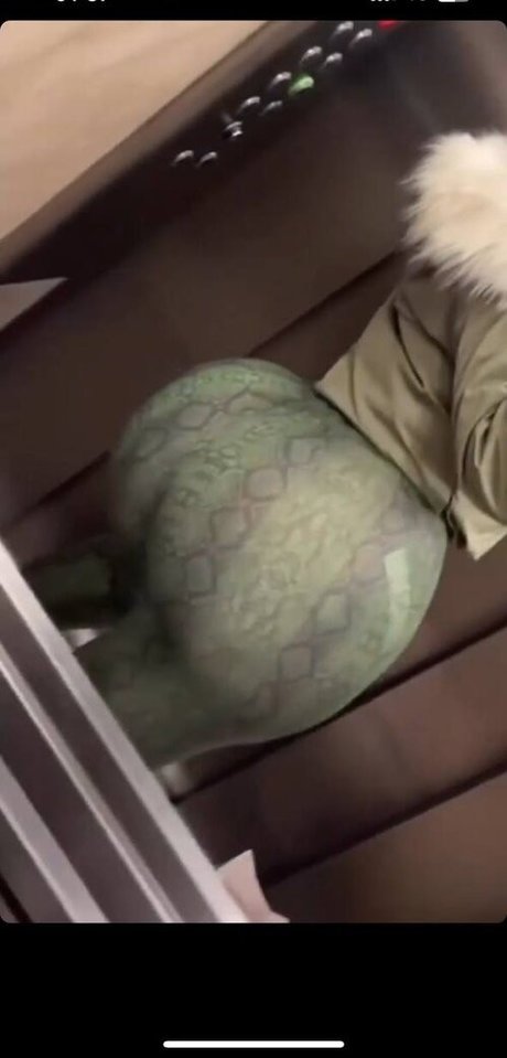 Kamila Cannes pornstar hot photo