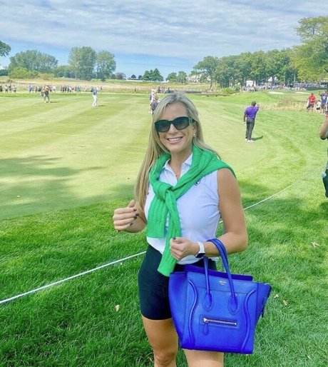 nikkichicago perfect pornstar gallery