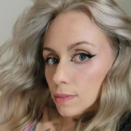 Thatmilfmaid model naked img