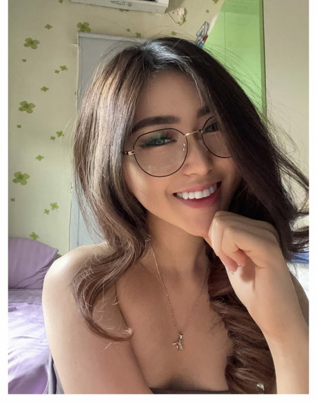 Felicia Carissa sexy star gallery