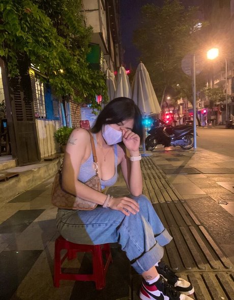 Suniebae model pornographic picture