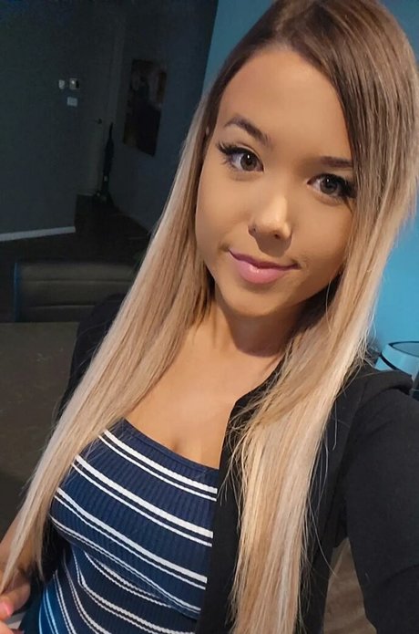 alt girl onlyfans adult picture