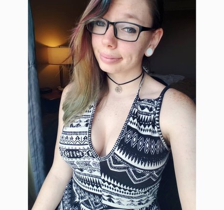 Gabby Swears sex actress image