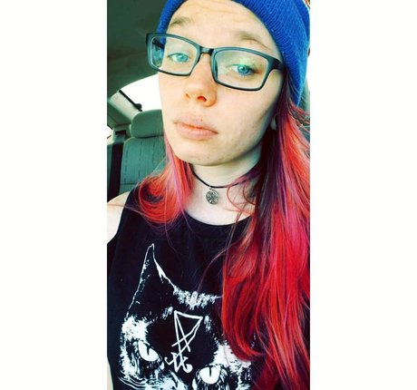 Gabby Swears Profile