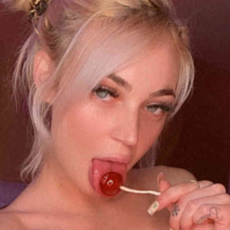 Ariel Ice model pretty photo