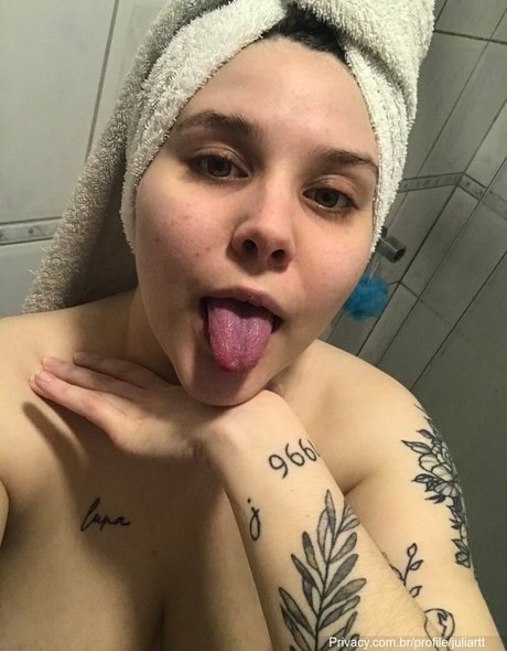 Juliartt pornstar adult image