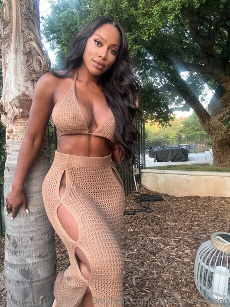 Angela Henderson pornstar top image