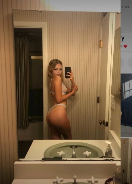 trans girl onlyfans naked photos