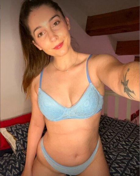 Luna Sunfire nudes model pictures