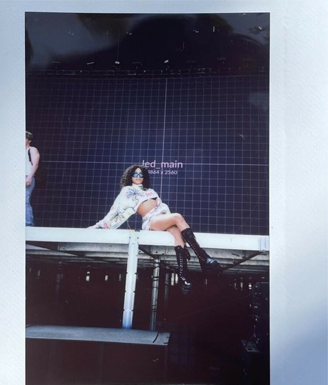 Any Gabrielly star top image