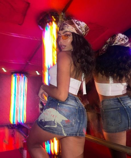 Any Gabrielly sexy star picture