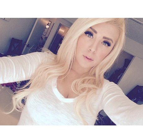 huge tits milf onlyfans pornos photo