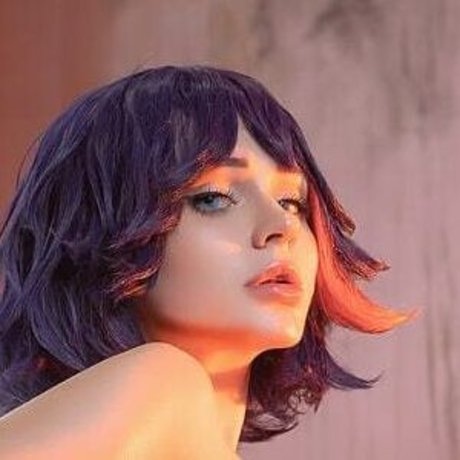 Alcoholy erotic actress pictures